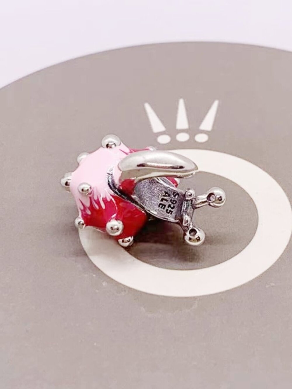 Pandora Pink Snail Charm - Picture 2 of 3